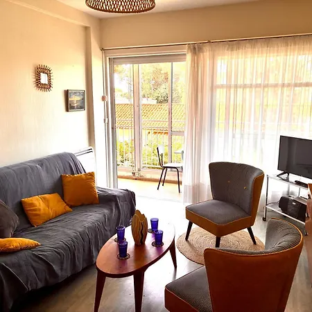 Style Vintage Chic à 20 M De La Appartement
