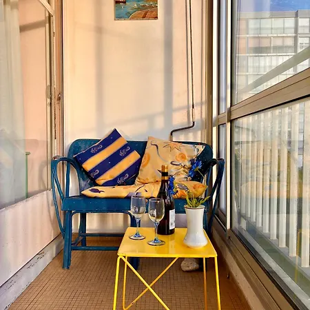 Style Vintage Chic à 20 M De La Appartement